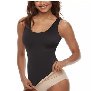 Spanx Assets Red Hot Lable Reversible Shaping Tank Top Size M